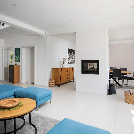 Unica For 8 People In Istra, Very Quiet And Luxurious Retreat Only 15 Minutes From Azure Blue Sea Villa *