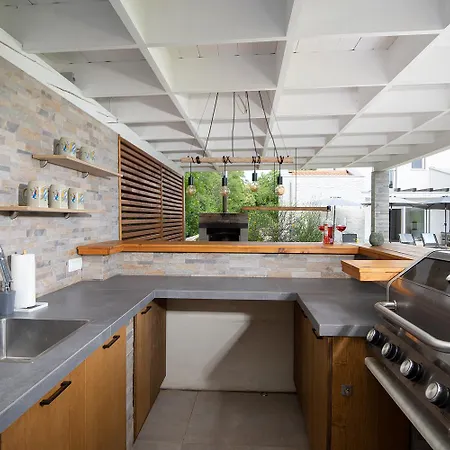 Unica For 8 People In Istra, Very Quiet And Luxurious Retreat Only 15 Minutes From Azure Blue Sea Вилла *
