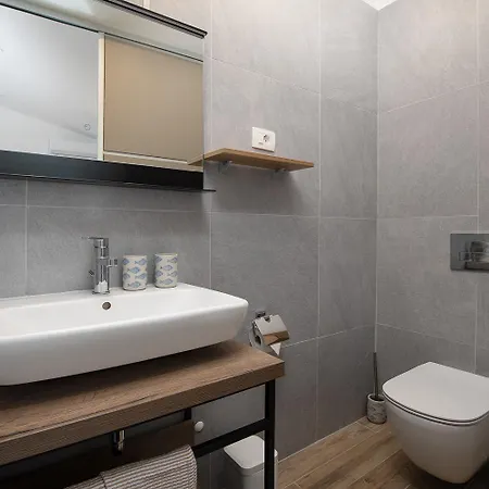 Unica For 8 People In Istra, Very Quiet And Luxurious Retreat Only 15 Minutes From Azure Blue Sea Villa Juršići